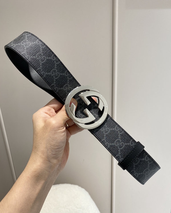 スーパーコピーグッチベルト細部ディテール